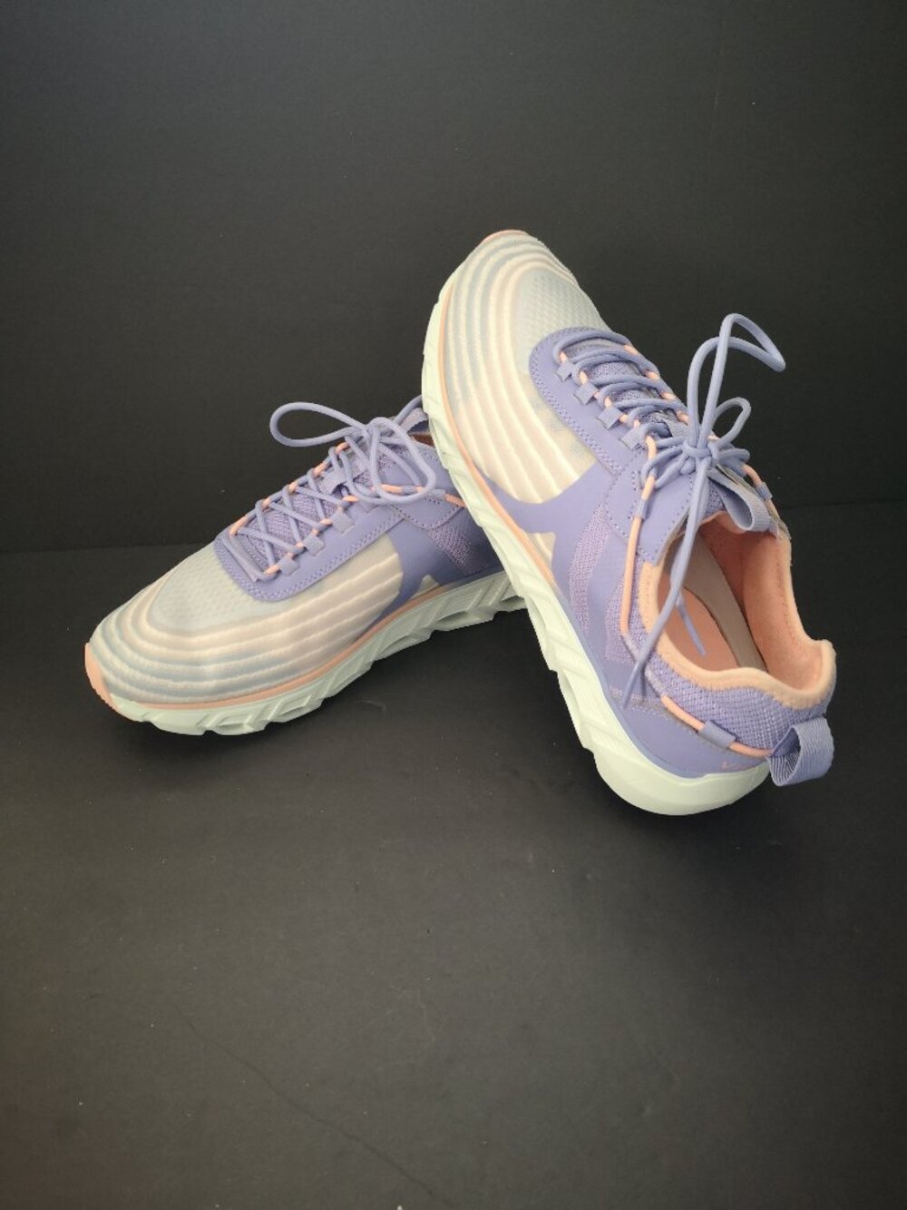 Vionic Fortune Ladies Size 9.5 Purple Performance Walking Shoes / Sneakers